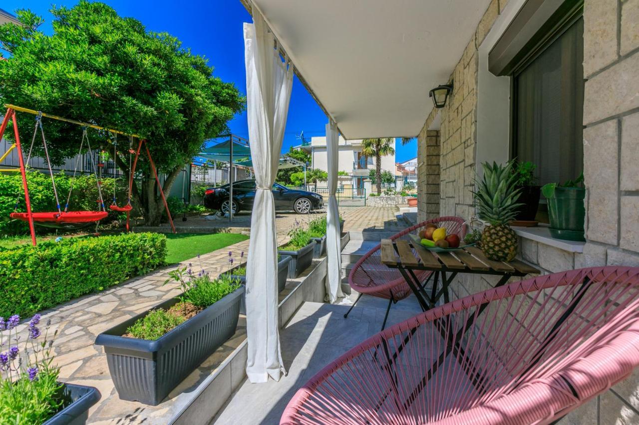 Apartments Kira Crikvenica Exterior foto