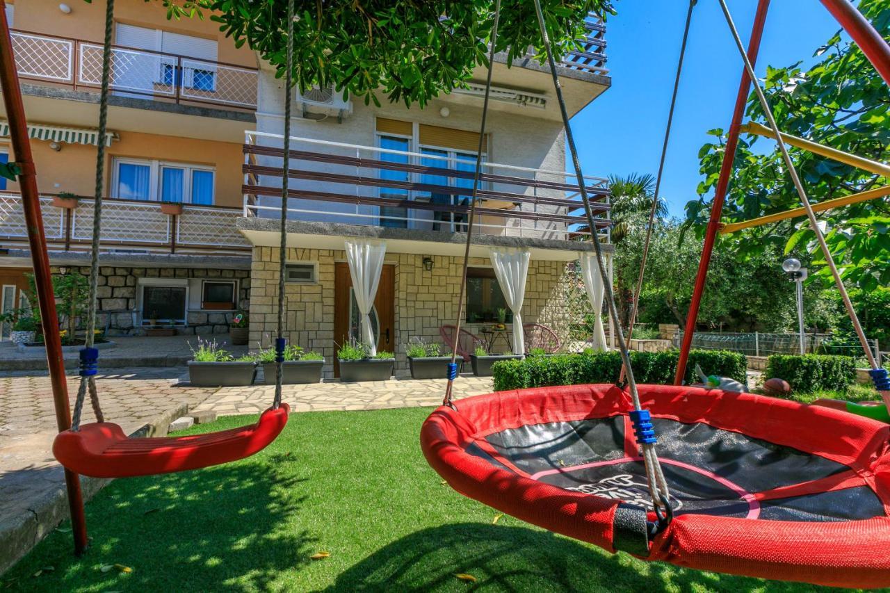 Apartments Kira Crikvenica Exterior foto