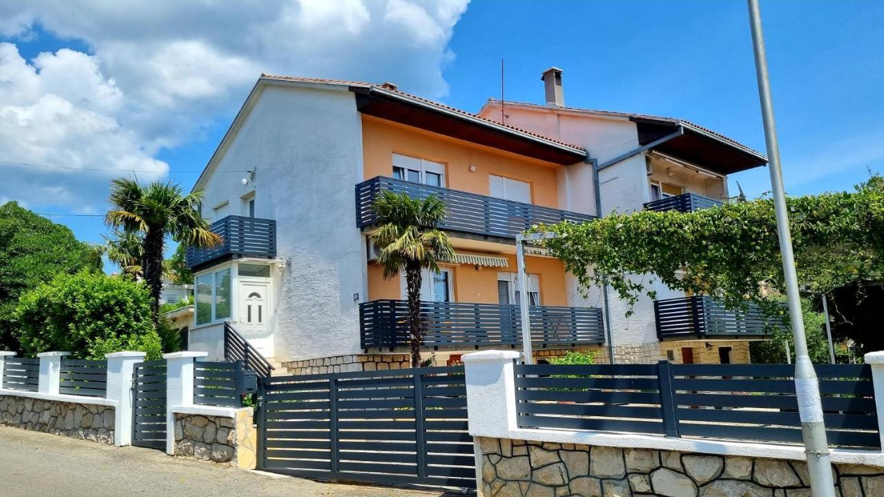 Apartments Kira Crikvenica Exterior foto